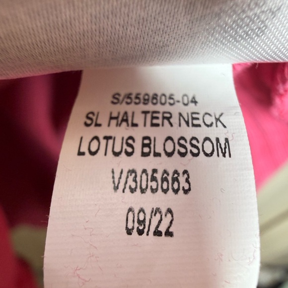 Old Navy Fitted Rib-Knit Halter Midi Dress - Picture 7 of 11